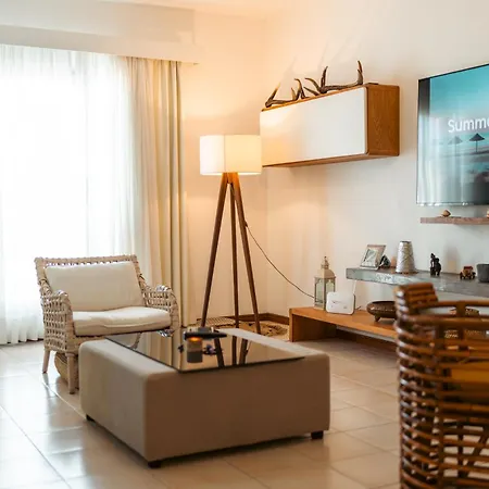 Luxurious 3-Bedroom Apt With Sea Views - Sd10 Flic en Flac Exterior photo